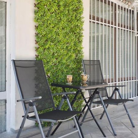 Cozy Studio Near The Park With Huge Verandah. Veliko Turnovo Bagian luar foto