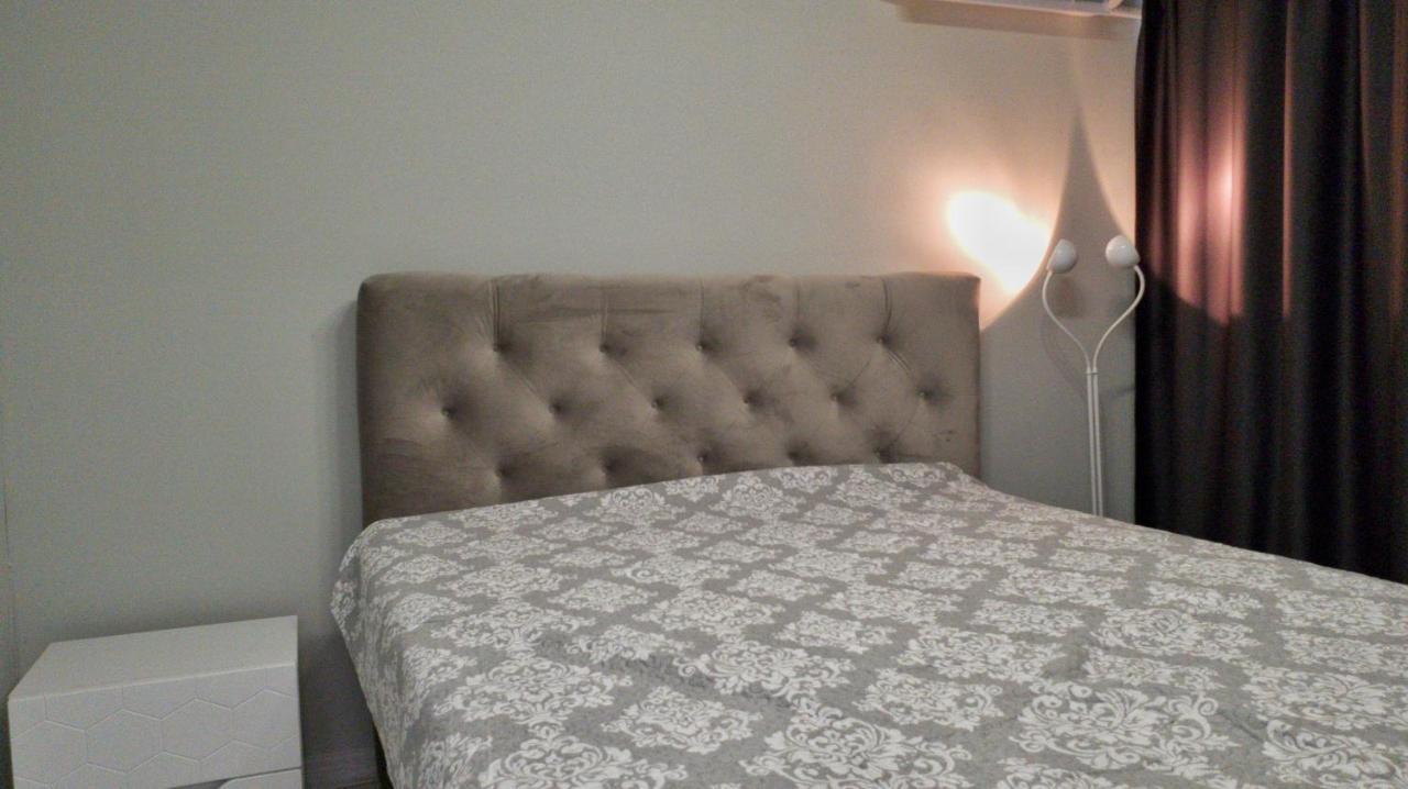 Cozy Studio Near The Park With Huge Verandah. Veliko Turnovo Bagian luar foto